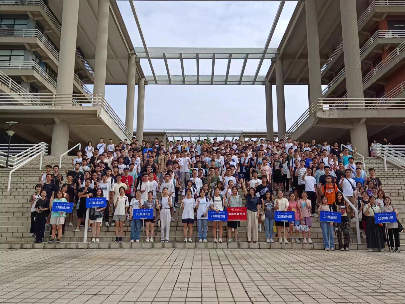 PG电子游戏官网