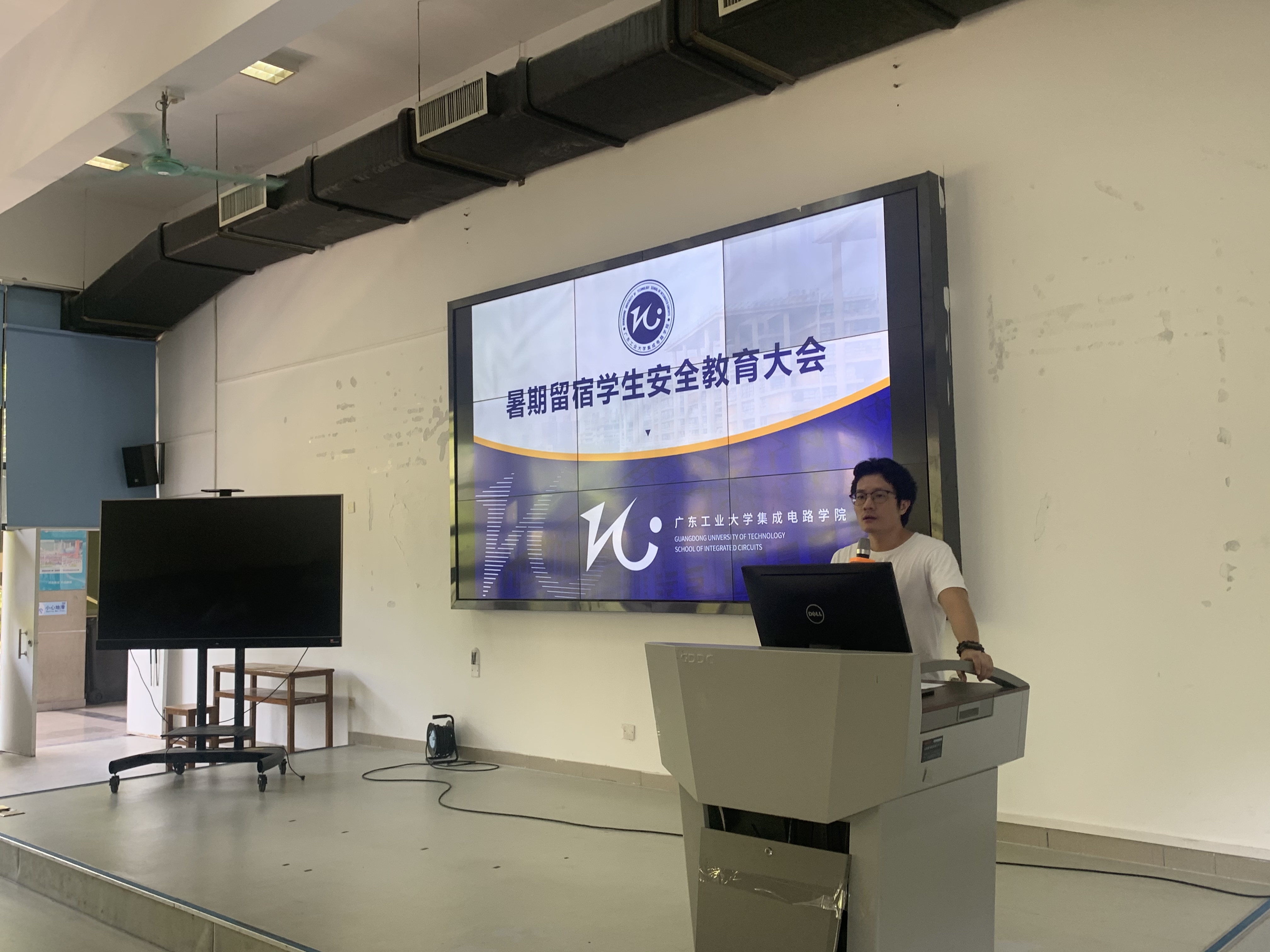 PG电子游戏官网
