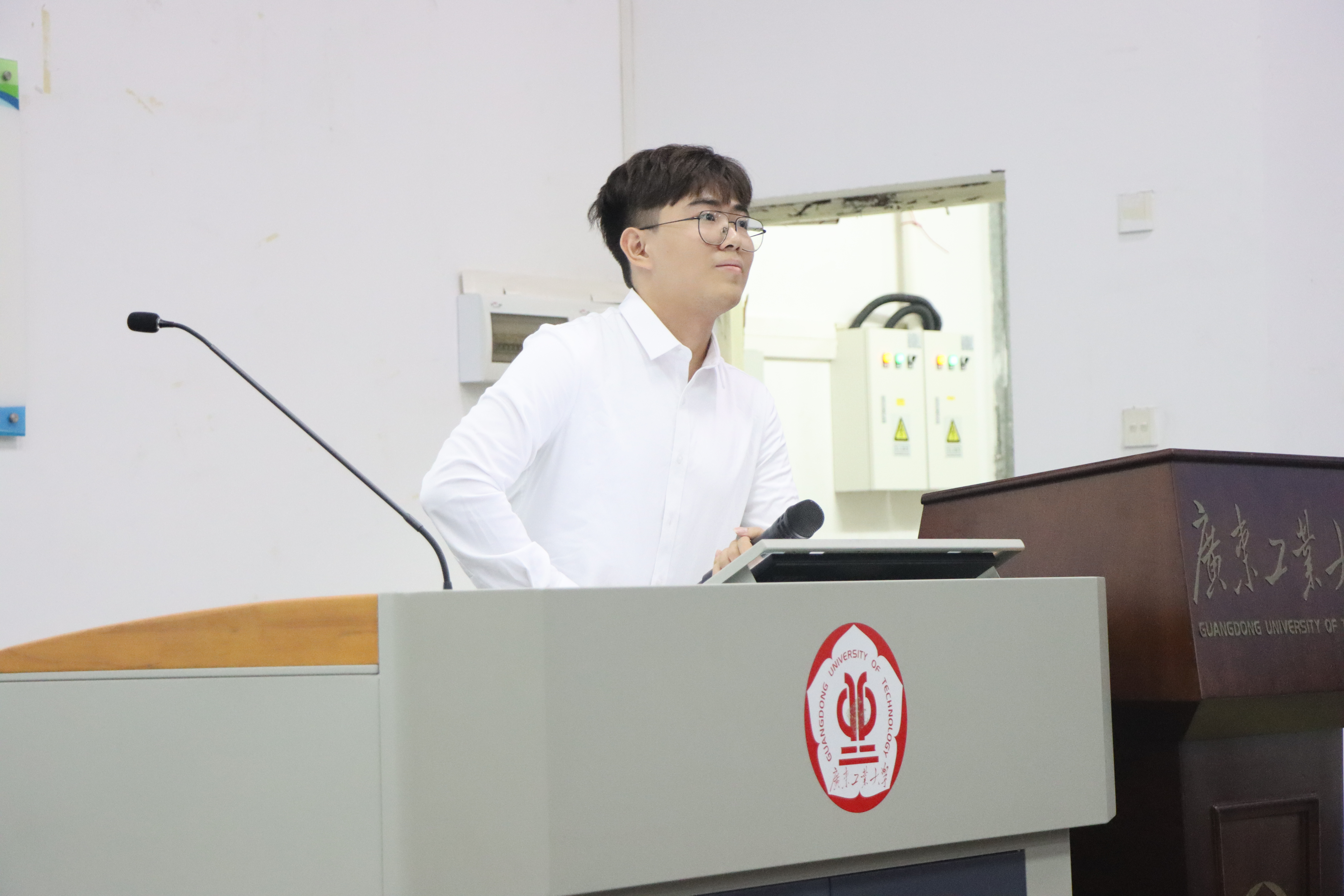 PG电子游戏官网