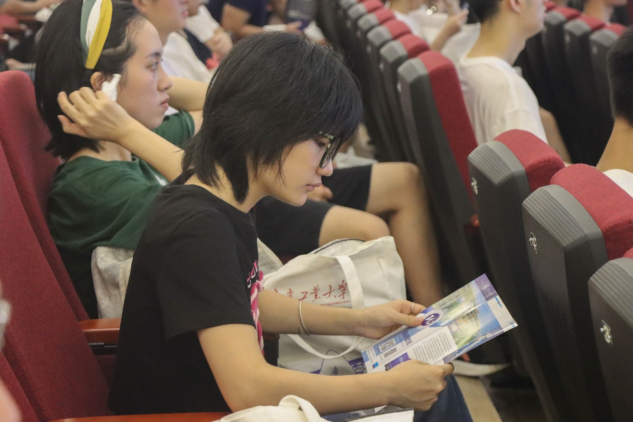 PG电子游戏官网