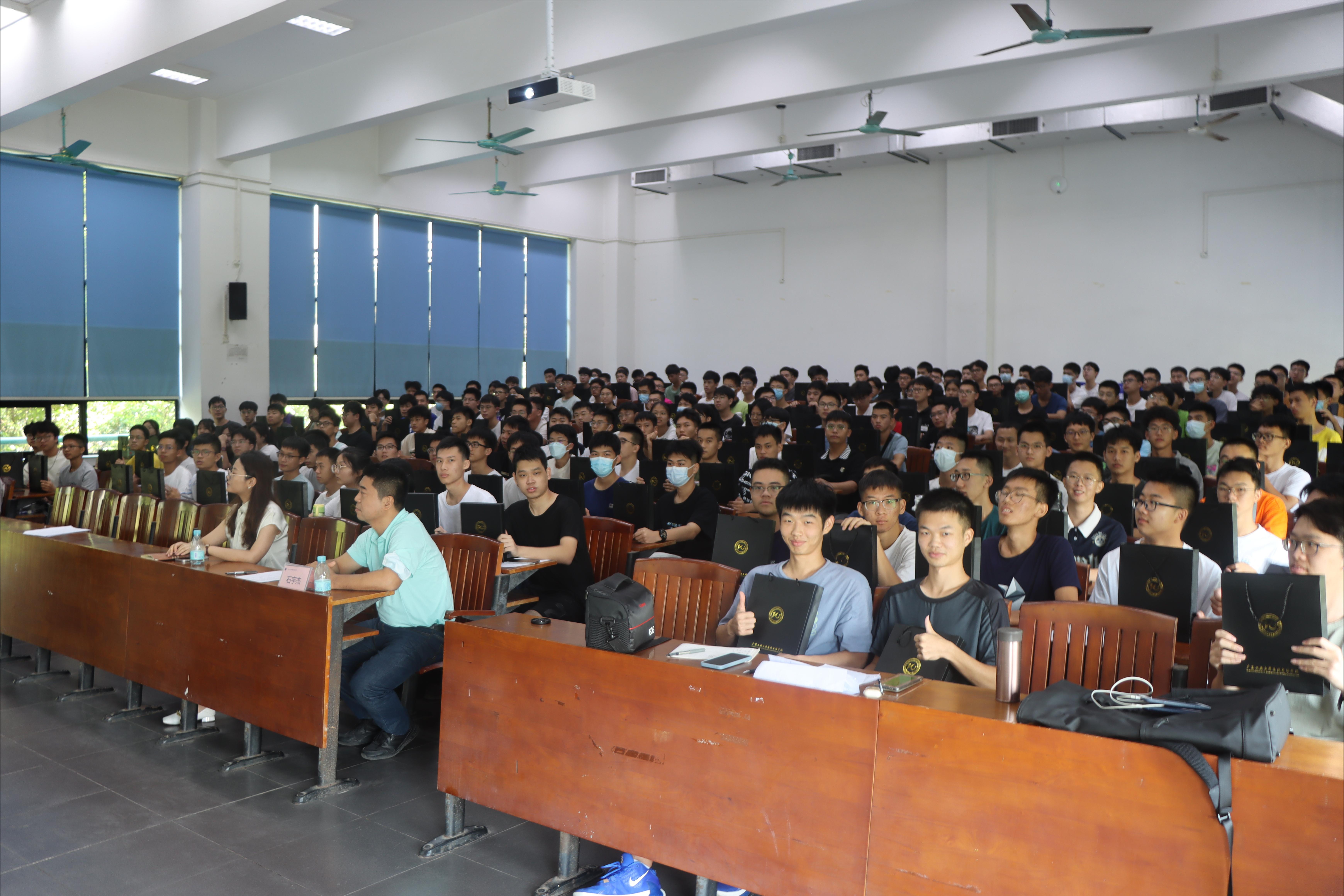 PG电子游戏官网